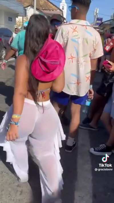 🧟‍♂️🍑