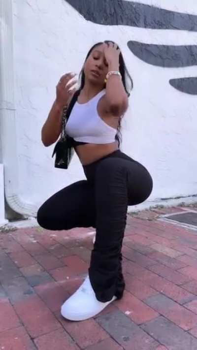 😋😏