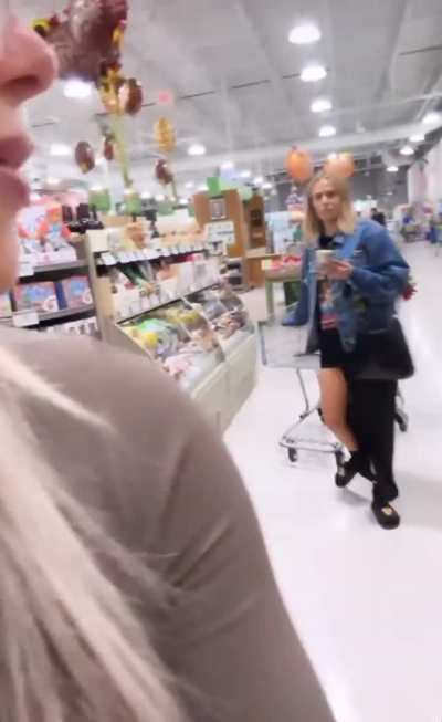 With CJ Perry shopping 🛒