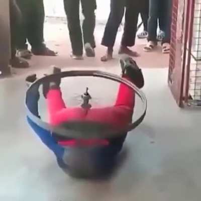 Round &amp;amp; round ... do not imitate !!!