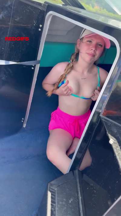 Boats with ac&amp;gt;