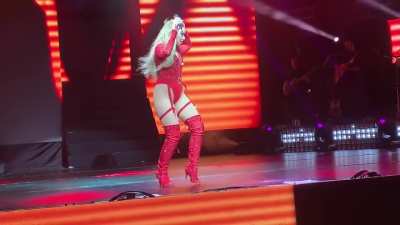 Hadise 