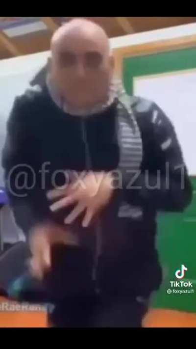 Con este video declaró que si... True, no le se al POV