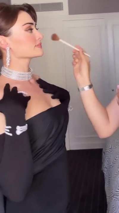 Esra Bilgi&ccedil;