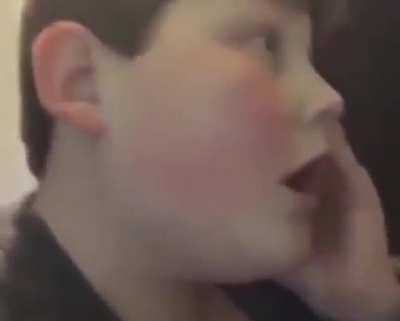 🗿
