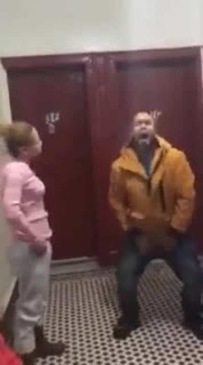 When deaf people fight