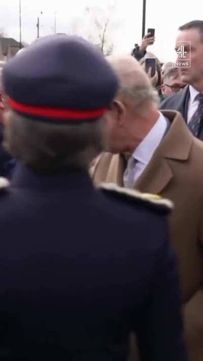 King Charles gets heckled about his brother and Epstein, the crowd disapproves