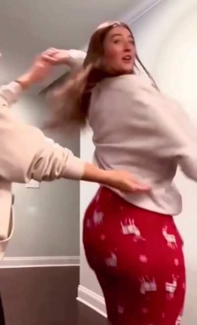 Goddamn that jiggle.