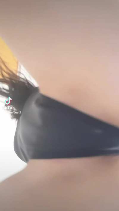 Sexy zoom twerking!