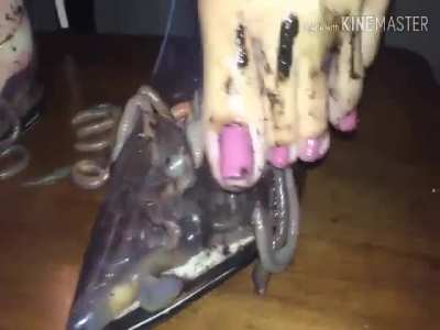 Worm foot spa