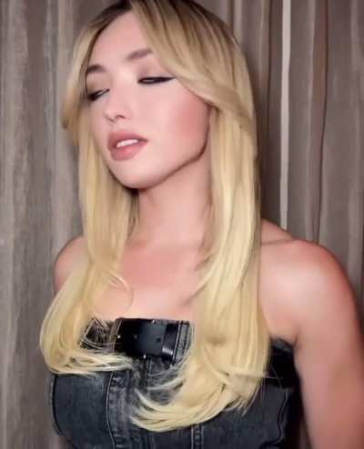 Peyton List - Before heading to Revolve event | IG November 2023