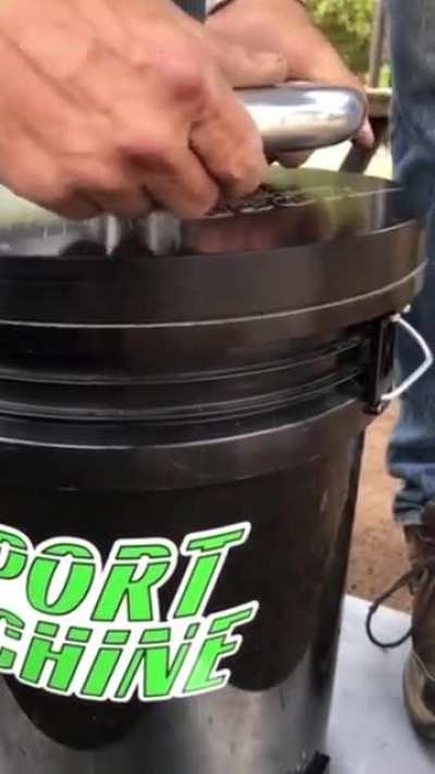 You Call This A Grinder? Now That&rsquo;s A Grinder!