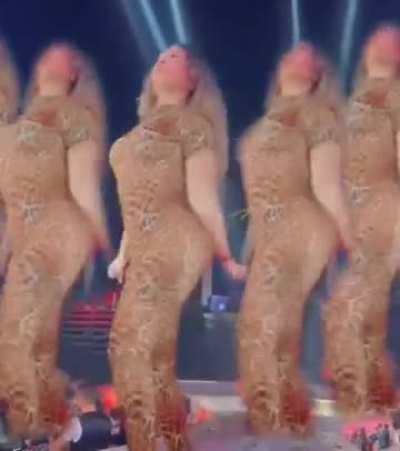 🍑🍑
