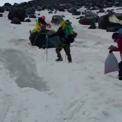 Кавказский кёрлинг.