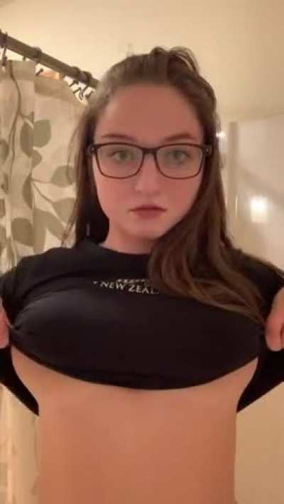 Titty drop? Yes please.