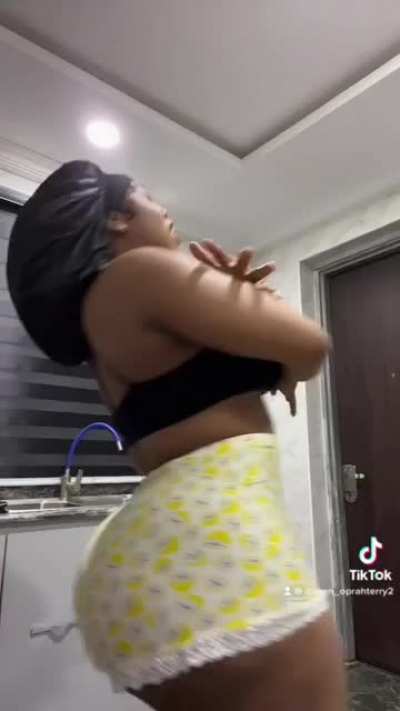 😳
