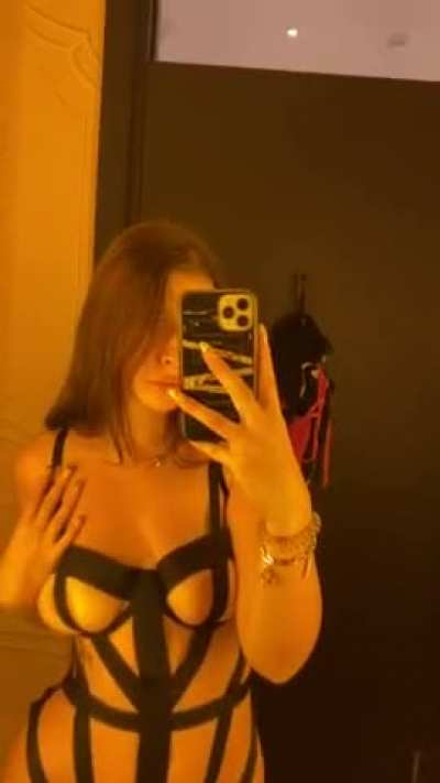 Do you like your 18 years old girl in that outfit.... I am ready for dirty things haha