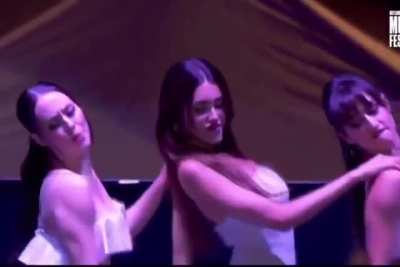 Back with Her Dancer's &amp;lt;3