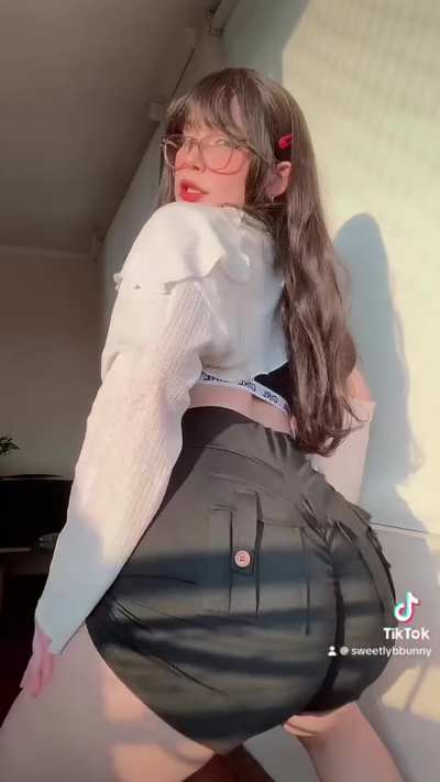 @sweetlybbunny