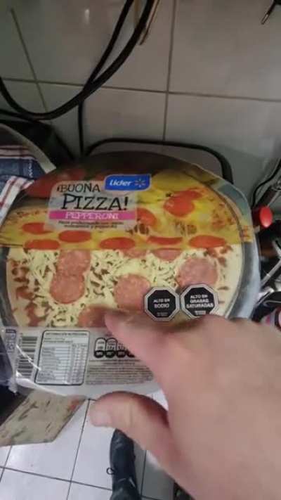 No se pongan conspiranoicos cuando cocinen. Also, 3 minutos a 190&deg; en la freidora de aire por cuartos, queda joya.