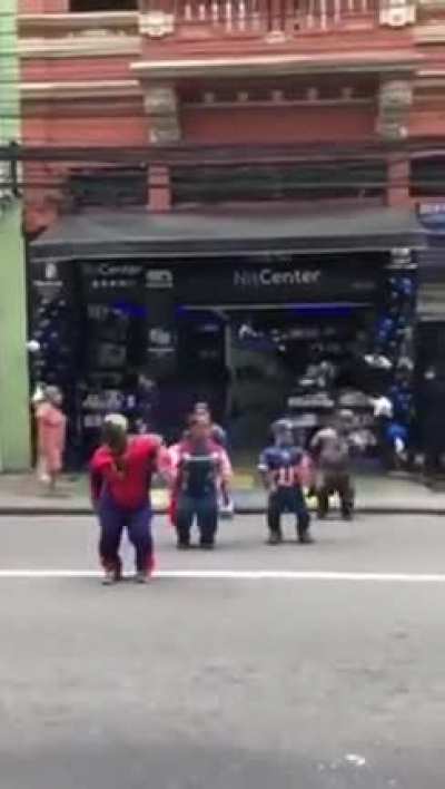 New spiderman movie looks lit