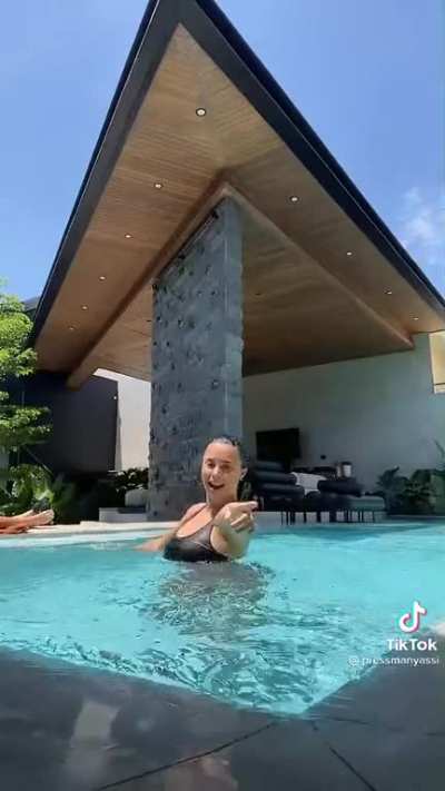 Yassi💥