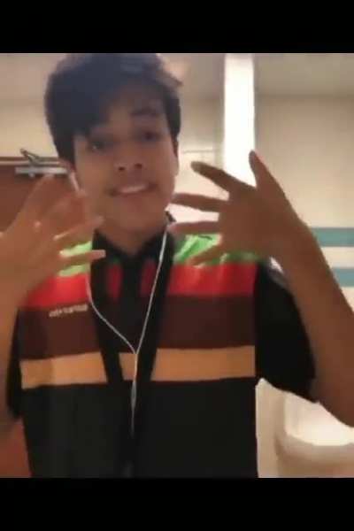 Break time in the Burger King bathroom