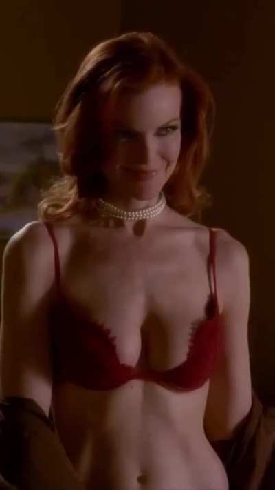 Marcia Cross in Desperate Housewives 