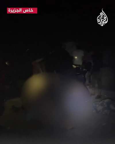 "Let the world see these scenes" .. Dozens of martyrs in the israeli bombing of a residential area in the Bureij camp