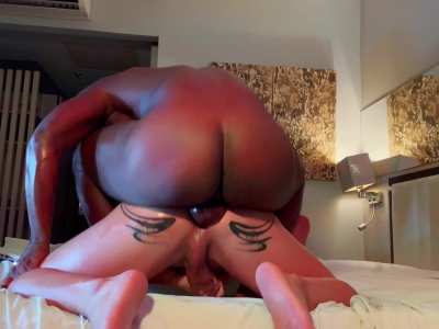My sister&rsquo;s ex-boyfriend said he was addicted to eating ass but his current wife didn&rsquo;t want to give him her ass, I offered myself and let him release all the loads inside me to relax💦💦