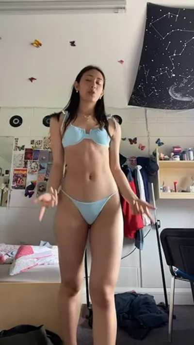 [kik VocalBiBud ] [Wickr vocalbibud]18 m very bi and vocal bwc , wanna jerk and goon with other kinky bi buds, exploring what makes your cock throb daddy ;), Wickr Voice notes +++ (18+)