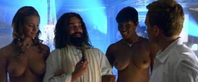 Cassie Keller &amp;amp; Chernise Yvette - A Very Harold &amp;amp; Kumar 3D Christmas (2011)