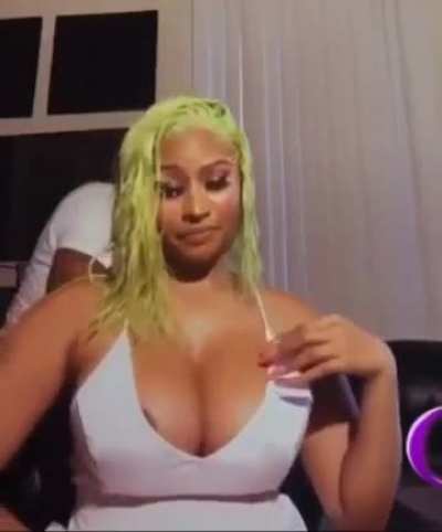 Nikki&rsquo;s titties