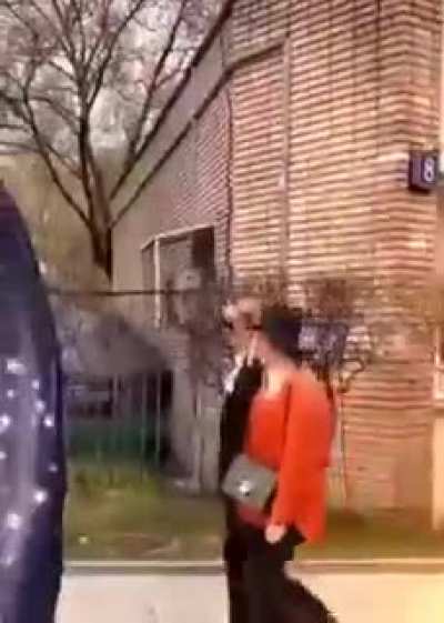 Гигантский летающий эклер