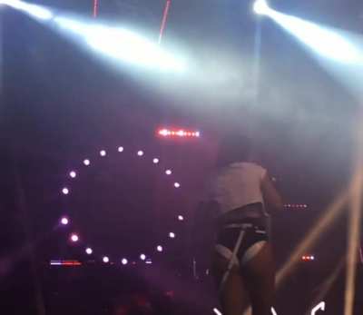 Break Before Performing "Banana" Las Vegas Drais Club (.50 speed)