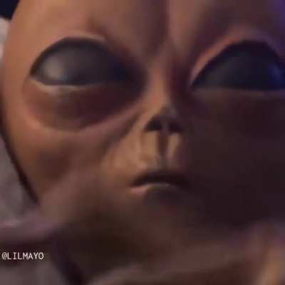 Alien😎
