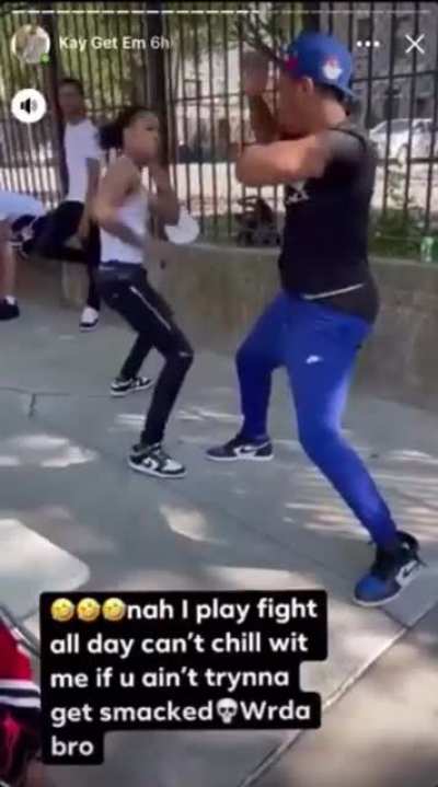 Nah kayflock is mad frail🤣🤣🤣🤣and son in the blue is a sweat wtf🤣🤣🤣🤣