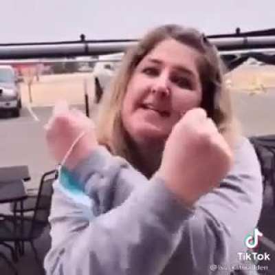 her gang sign