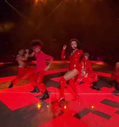Mamamoo - Hwasa