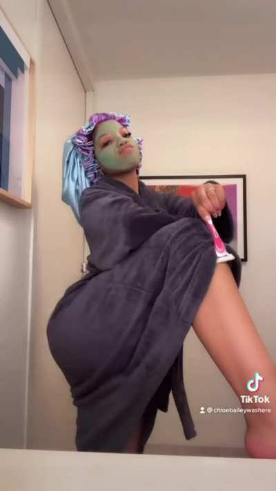 idk what she's doin