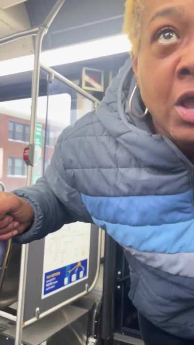 Crazy women on bus snatches phone