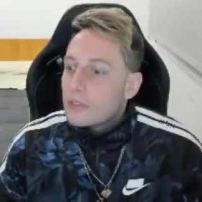 UYUYUYUYUY BAJA UN CAMBIO MOMO