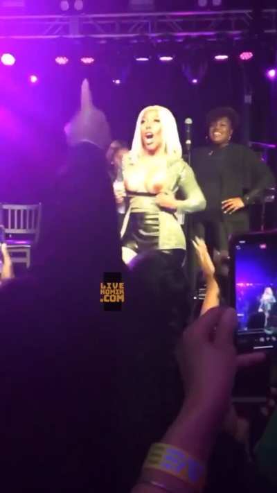 K Michelle flashing the crowd