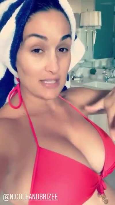 Boobies in Red💦