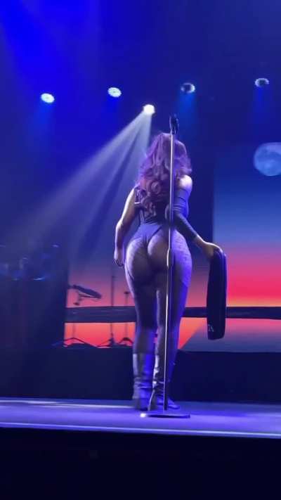 Iza