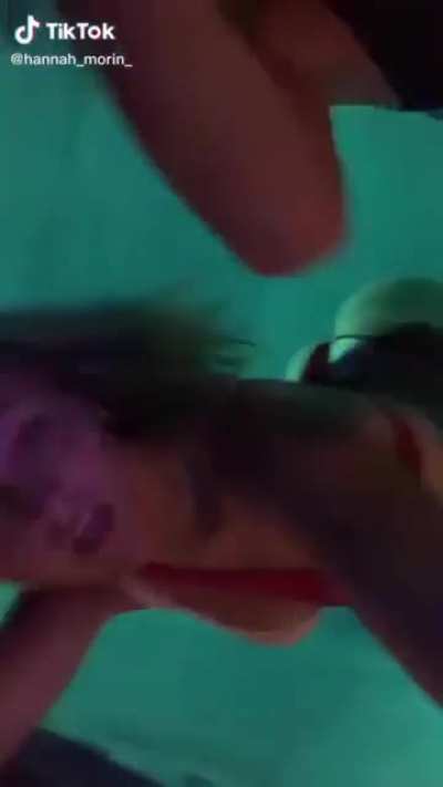 😈