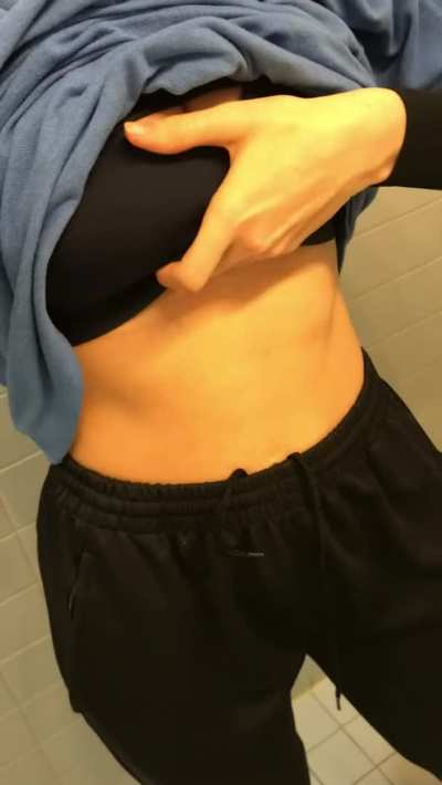 Got horny while work&hellip; I think my co worker saw me flashing my big 19y/o tits 🥺 [OC]