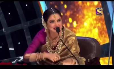 Seen Rekha not shying away from speaking her mother tongue on various occasions, despite being away from it for years. She talks just like any average Telugu grandma. Adorable &amp;lt;3
