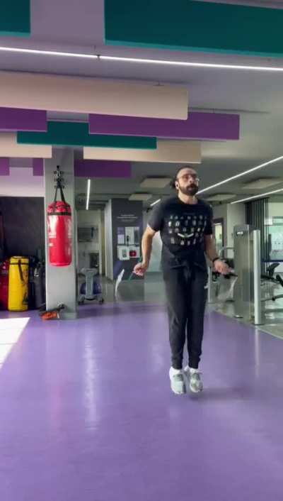 Another one with double jumps. No dancing no tricks, just solid cardio.