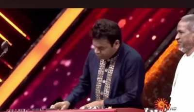 A.R. Rahman playing Ilayaraja's "punnagai mannan" BGM infront of him is an absolute delight to watch. There has been many rivalry and controversial stories about these two, but at the end Ilayaraja felt proud of ARR who was his keyboard player during his 